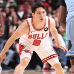 河村勇輝がシカゴ・ブルズでの初対決を果たす