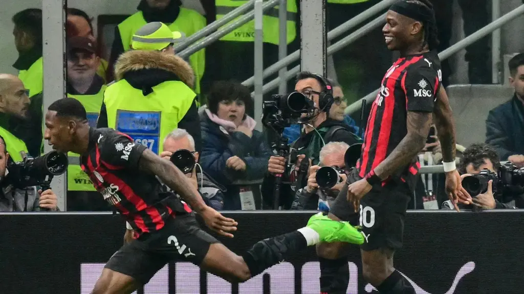 ミラン 対 インテル — JP news