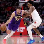 ロケッツ 対 レイカーズ