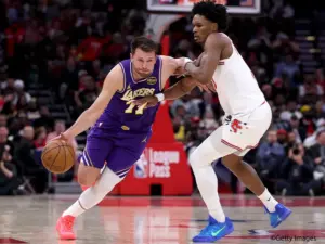 ロケッツ 対 レイカーズ — JP news