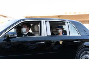 天皇皇后両陛下 — JP news