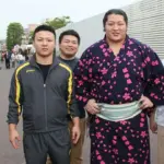 炎鵬、関取復帰に向けて勝ち越しを決める