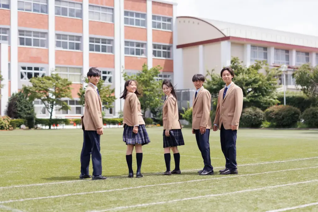 英明高校 — JP news